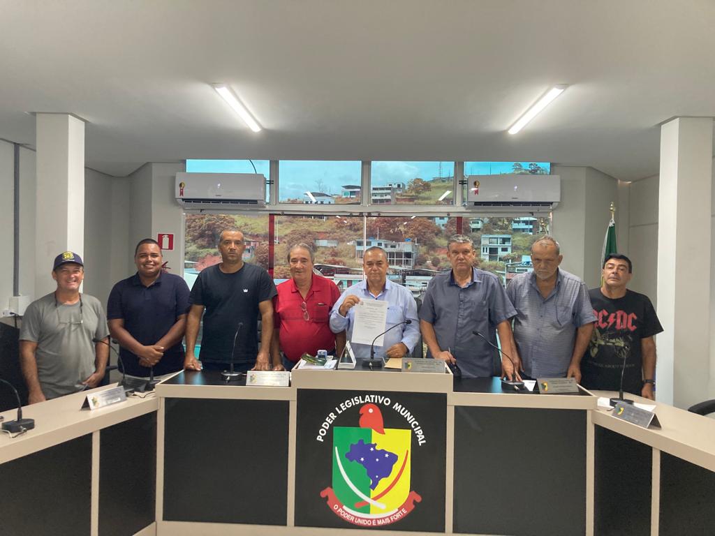 A Câmara Municipal de Dona Euzébia mesmo em período de recesso reuniu em Sessão Extraordinária nesta quinta-feira 12/01/2023