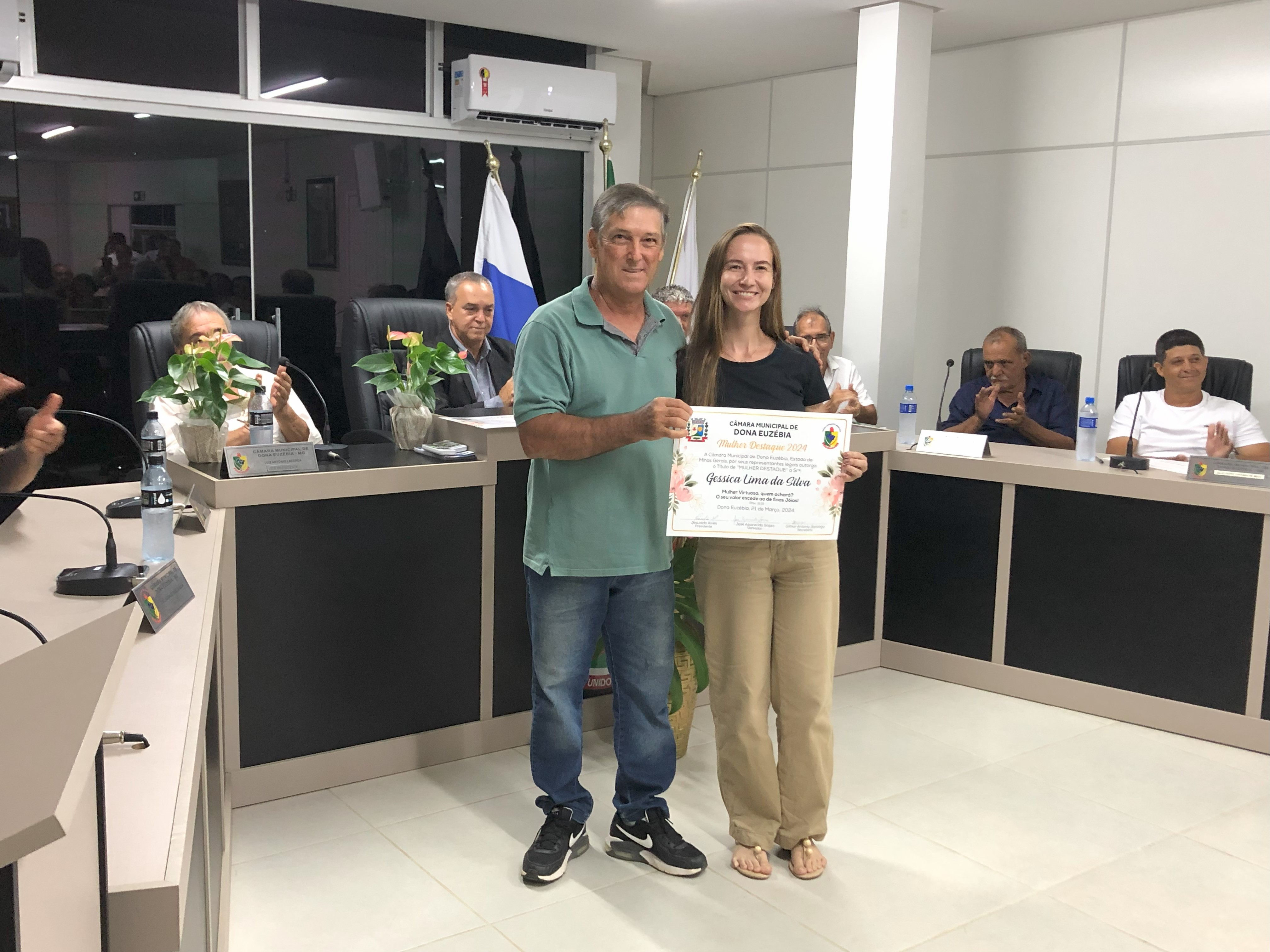 ZE SASSO GESSICA.jpg